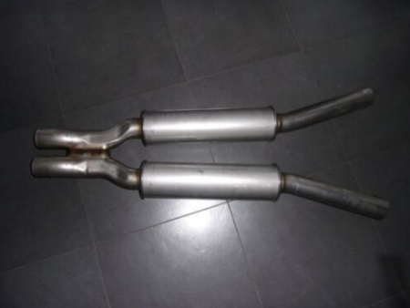 screenshot_2021-12-22_at_15-16-03_audi_s8_mittelschalldampfer_s8_auspuff_s8_4e_a8_4e0253409aa_original_audi_s8_neu_ebay