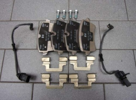 screenshot_2021-12-22_at_15-57-41__audi_a8_4h_bremsbelage_330x22_mm_bremse_hinterachse_4h0698451d_4h0698451m_ebay
