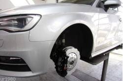 screenshot_2021-12-14_at_16-32-56_audi_ttrs_bremsen_tt_rs_365x34_mm_fur_audi_s3_tt_a3_brembo_a3_8_v_brembo_8s_ebay